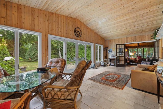 239 Old Pine CIRCLE, Wind Point, WI 53402