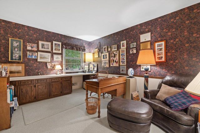239 Old Pine CIRCLE, Wind Point, WI 53402
