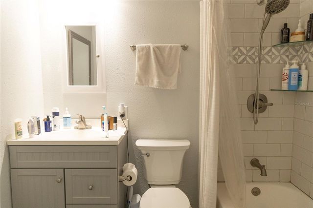 2910 SW 1ST AVENUE, Gainesville, FL 32607