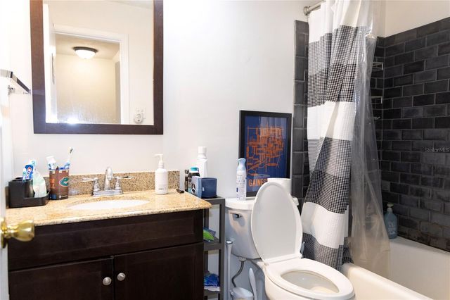 2910 SW 1ST AVENUE, Gainesville, FL 32607