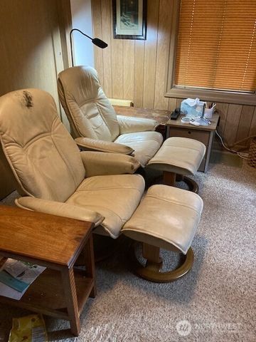 351 N Potlatch Drive, Hoodsport, WA 98548