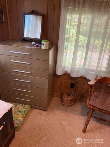 351 N Potlatch Drive, Hoodsport, WA 98548