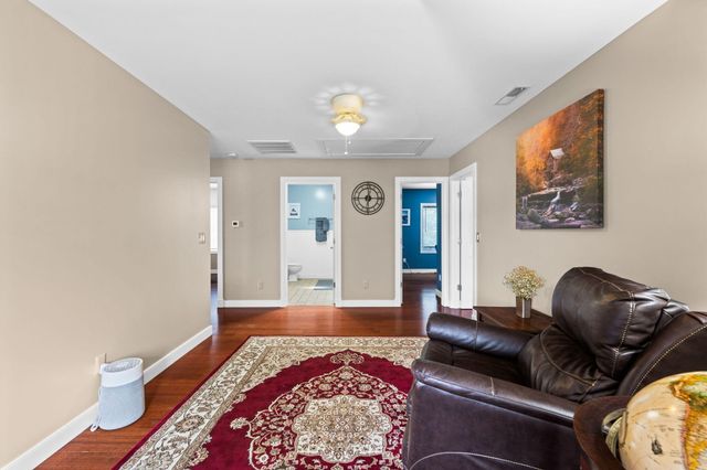 204 Johnny Wheeler Lane, Dunlap, TN 37327