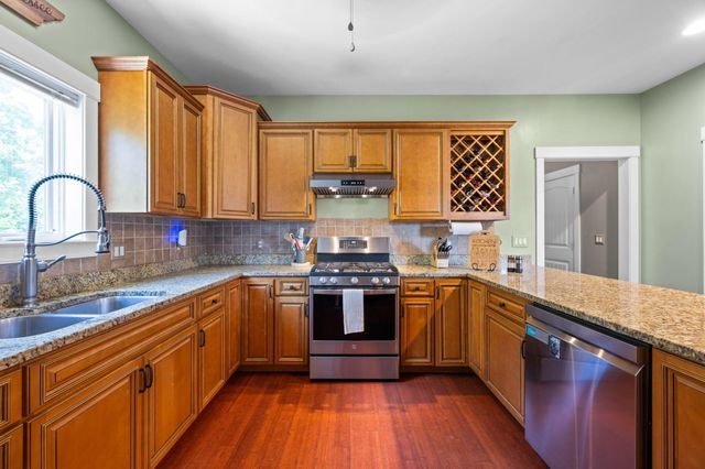 204 Johnny Wheeler Lane, Dunlap, TN 37327