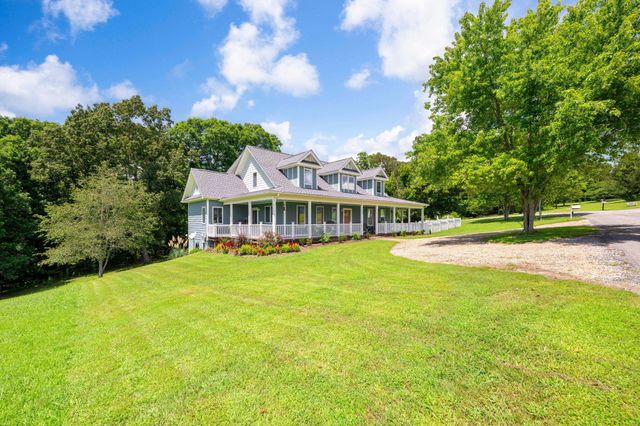 204 Johnny Wheeler Lane, Dunlap, TN 37327