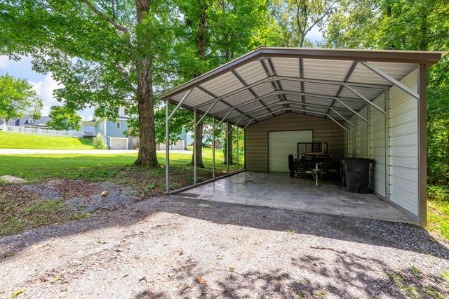 204 Johnny Wheeler Lane, Dunlap, TN 37327