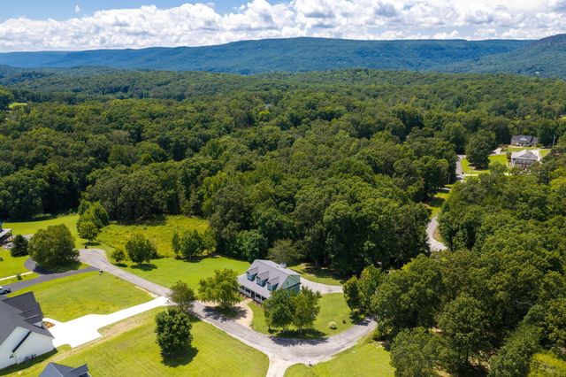 204 Johnny Wheeler Lane, Dunlap, TN 37327