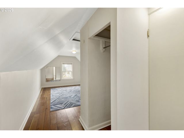 1816 Se 12TH Ave, Portland, OR 97214