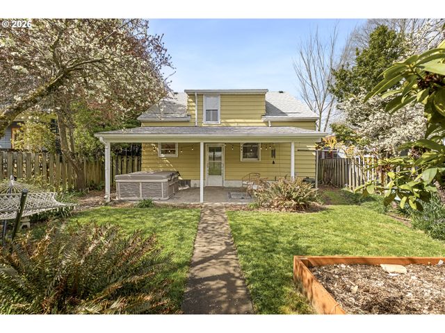 1816 Se 12TH Ave, Portland, OR 97214
