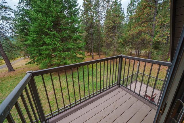 22915 E Morris Rd, Newman Lake, WA 99025