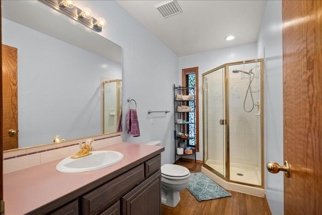 22915 E Morris Rd, Newman Lake, WA 99025