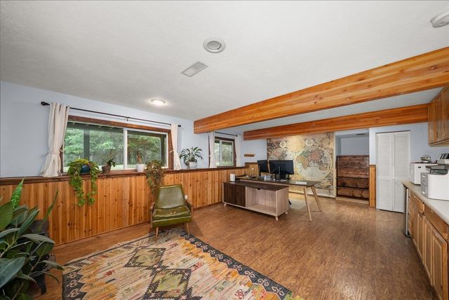 22915 E Morris Rd, Newman Lake, WA 99025