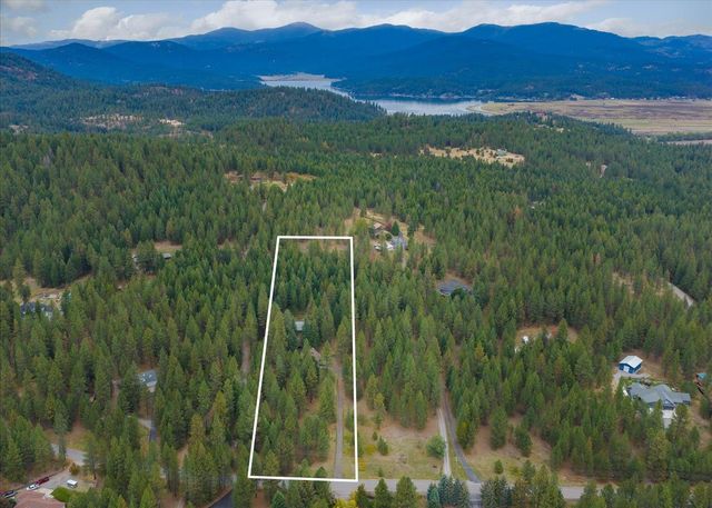 22915 E Morris Rd, Newman Lake, WA 99025