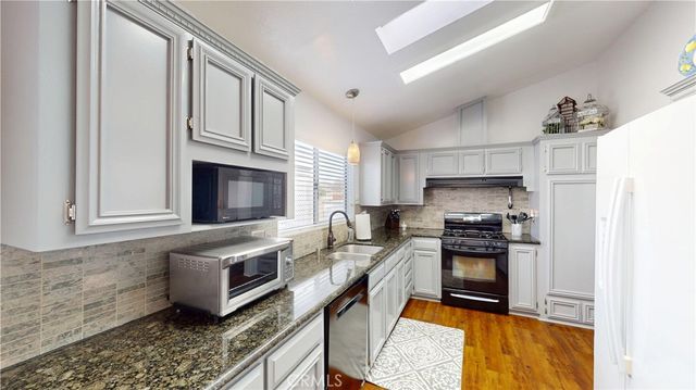 19361 Brookhurst Street 13, Huntington Beach, CA 92646