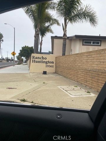 19361 Brookhurst Street 13, Huntington Beach, CA 92646