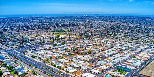 19361 Brookhurst Street 13, Huntington Beach, CA 92646