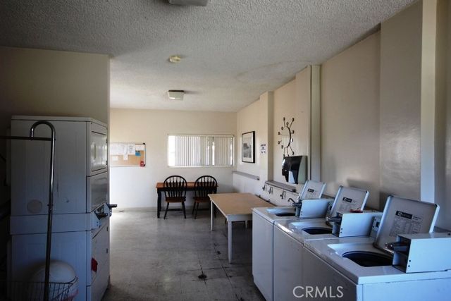 19361 Brookhurst Street 13, Huntington Beach, CA 92646