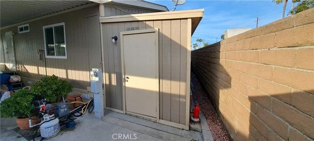 19361 Brookhurst Street 13, Huntington Beach, CA 92646