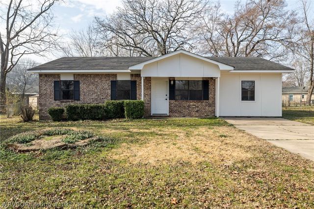 1105 Brentwood Drive, Greenwood, AR 72936