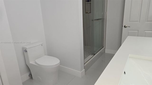 230 SW 117th Ter, Pembroke Pines, FL 33025