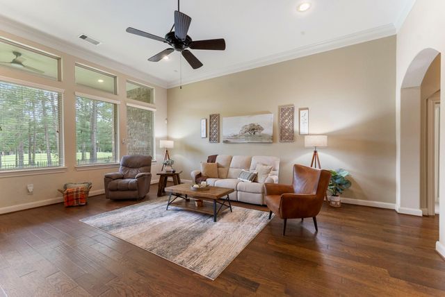 4787 Jackson Square Drive, Conroe, TX 77304
