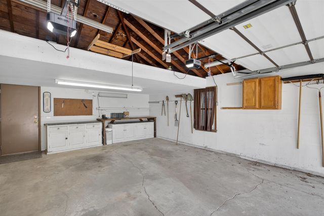 744 S Fabrique Dr, Wichita, KS 67218