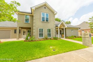 204 Leicester Lane, Lafayette, LA 70508