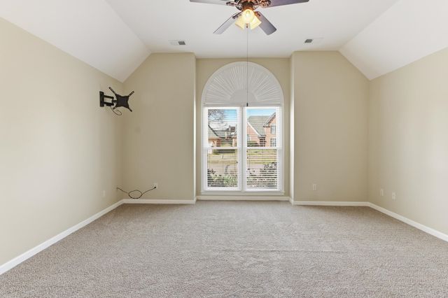 7493 APPLE YARD LN, Cordova, TN 38016