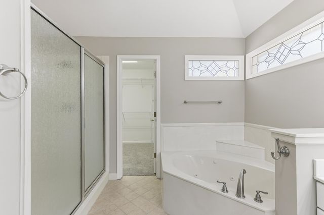 7493 APPLE YARD LN, Cordova, TN 38016