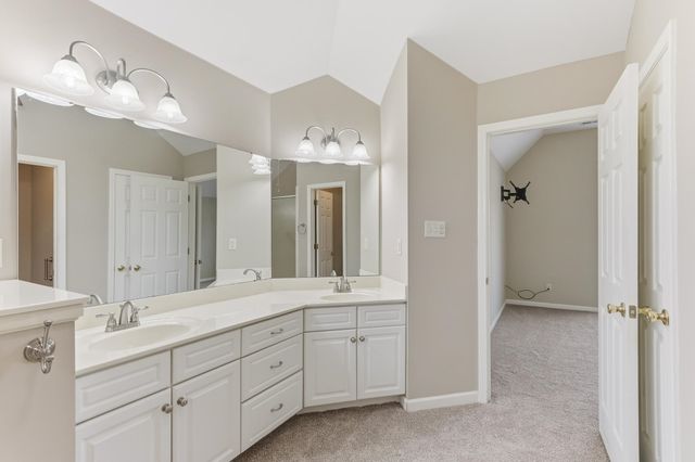 7493 APPLE YARD LN, Cordova, TN 38016