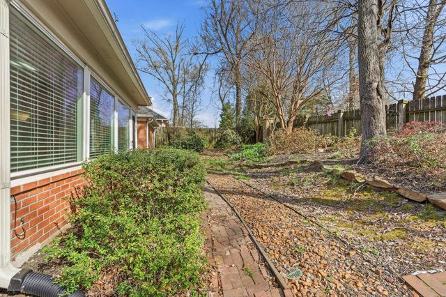 7493 APPLE YARD LN, Cordova, TN 38016