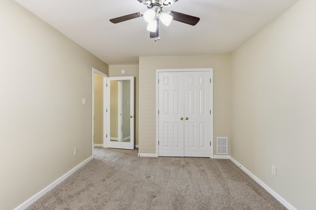 7493 APPLE YARD LN, Cordova, TN 38016