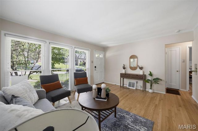 1034 Kuhlman Lane, Webster Groves, MO 63119