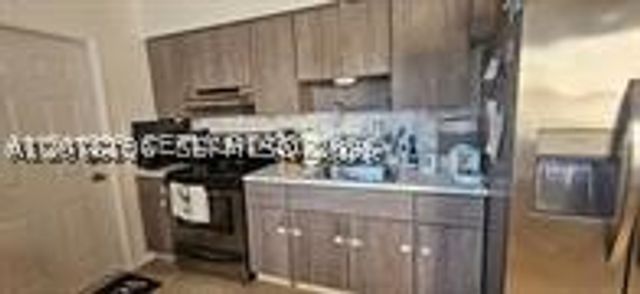 3421 NW Flagler Ter 3423, Miami, FL 33125
