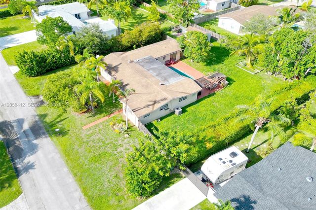 14465 SW 96th Ave --, Miami, FL 33176