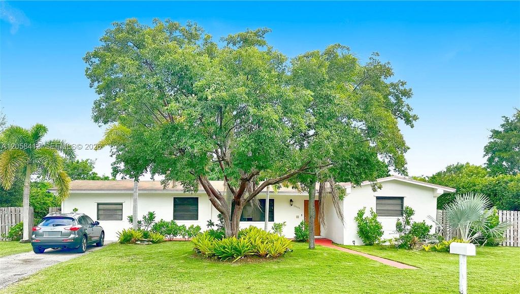 14465 SW 96th Ave --, Miami, FL 33176