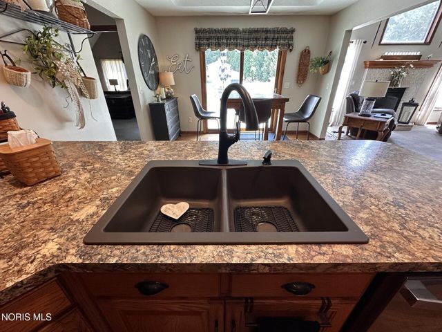 5211 County Road B, Delta, OH 43515