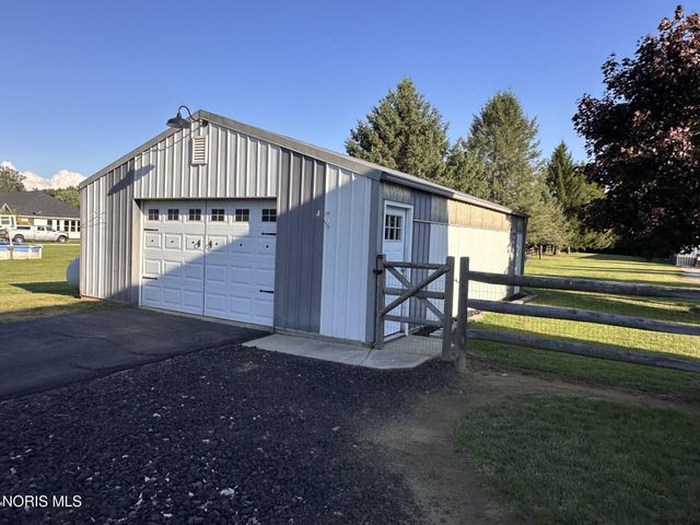 5211 County Road B, Delta, OH 43515