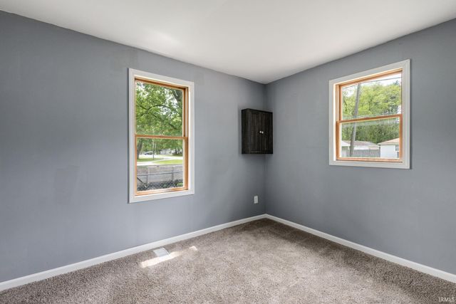 51930 County Road 9, Elkhart, IN 46514