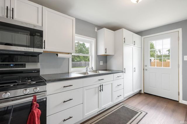 51930 County Road 9, Elkhart, IN 46514