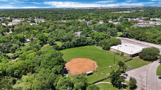 4713 Bernice Street, Haltom City, TX 76117