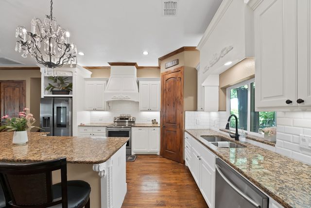 4713 Bernice Street, Haltom City, TX 76117