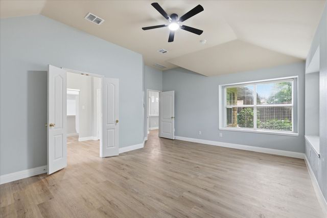 2616 Hollow Ridge Drive, Denton, TX 76210