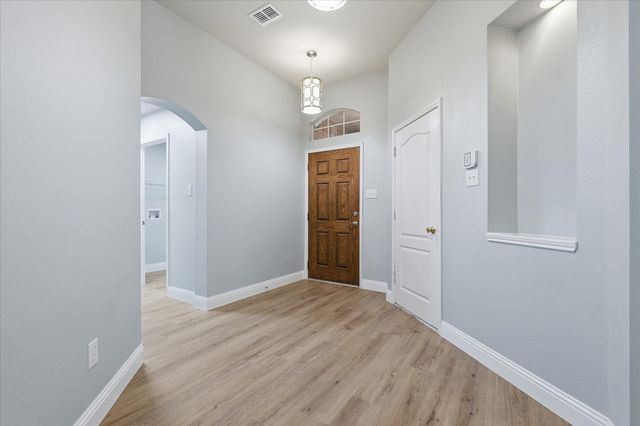 2616 Hollow Ridge Drive, Denton, TX 76210