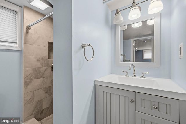 3032 STEPHENSON PL NW, Washington, DC 20015