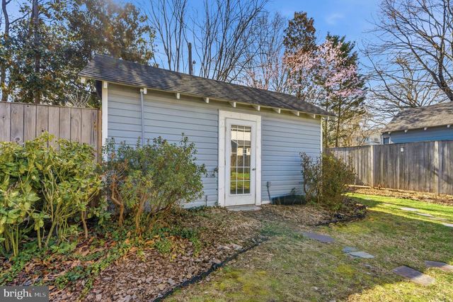 3032 STEPHENSON PL NW, Washington, DC 20015