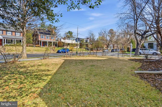 3032 STEPHENSON PL NW, Washington, DC 20015