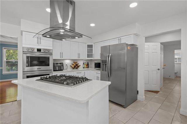 811 Twin Peak Ct CT, Chesapeake, VA 23320
