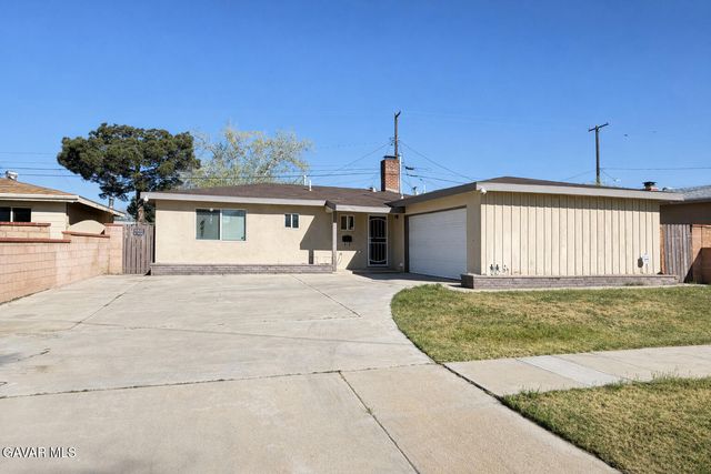 44608 Stanridge Avenue, Lancaster, CA 93535