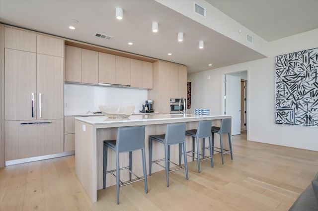 44 East Ave 3001, Austin, TX 78701